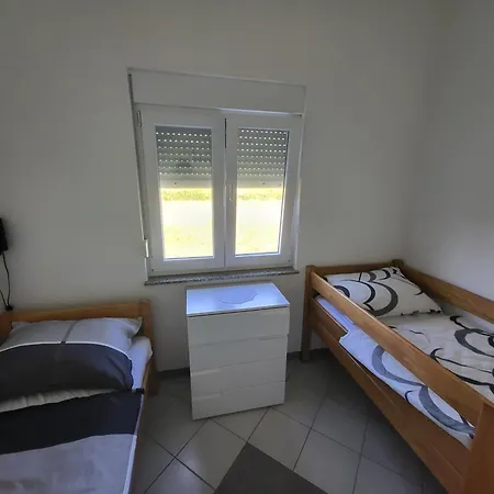 Familienwohnung Fuer 2 Erwachsene Und 2